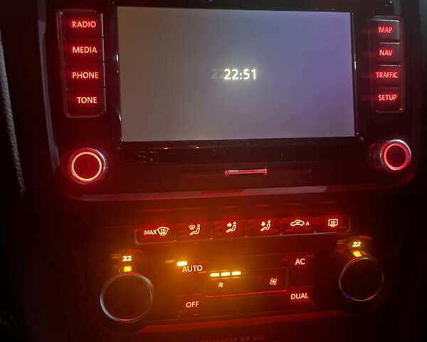 Черный Фольксваген Гольф, объемом двигателя 1.39 л и пробегом 172 тыс. км за 9700 $, фото 21 на Automoto.ua