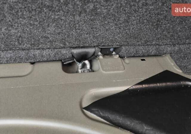 Чорний Фольксваген Гольф, об'ємом двигуна 1.6 л та пробігом 138 тис. км за 7999 $, фото 4 на Automoto.ua