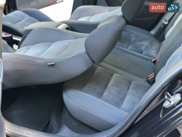 Черный Фольксваген Гольф, объемом двигателя 1.39 л и пробегом 199 тыс. км за 8750 $, фото 52 на Automoto.ua