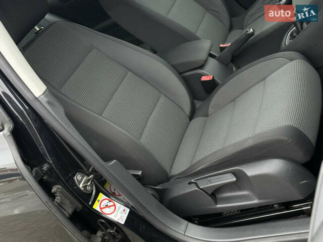 Чорний Фольксваген Гольф, об'ємом двигуна 1.4 л та пробігом 215 тис. км за 6850 $, фото 54 на Automoto.ua