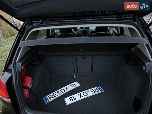 Черный Фольксваген Гольф, объемом двигателя 1.4 л и пробегом 229 тыс. км за 8300 $, фото 11 на Automoto.ua