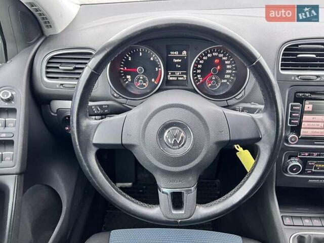 Чорний Фольксваген Гольф, об'ємом двигуна 1.6 л та пробігом 138 тис. км за 7999 $, фото 89 на Automoto.ua