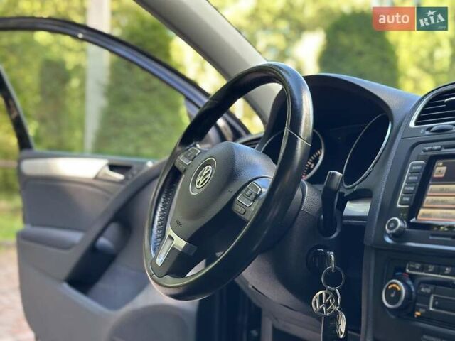 Чорний Фольксваген Гольф, об'ємом двигуна 1.39 л та пробігом 199 тис. км за 8750 $, фото 19 на Automoto.ua