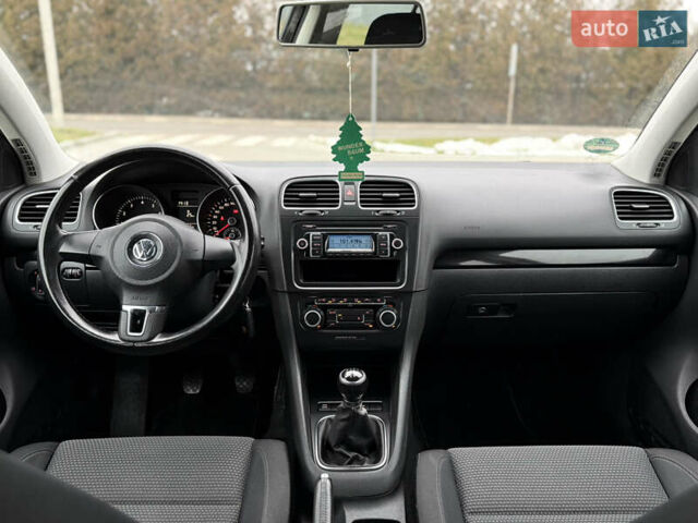 Чорний Фольксваген Гольф, об'ємом двигуна 1.4 л та пробігом 215 тис. км за 6850 $, фото 57 на Automoto.ua