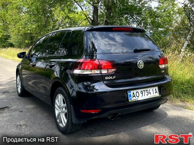 Черный Фольксваген Гольф, объемом двигателя 1.4 л и пробегом 285 тыс. км за 7500 $, фото 1 на Automoto.ua