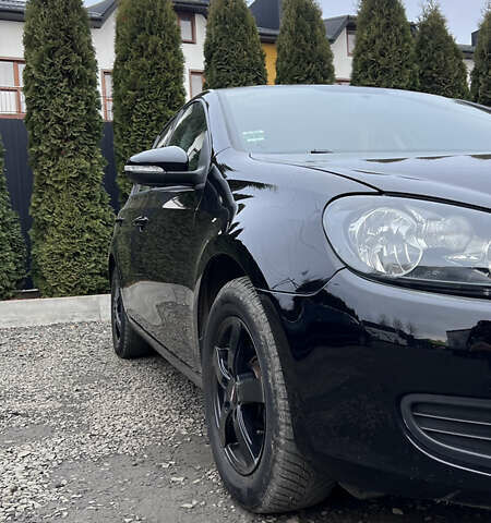 Черный Фольксваген Гольф, объемом двигателя 1.39 л и пробегом 242 тыс. км за 7999 $, фото 6 на Automoto.ua