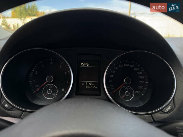 Черный Фольксваген Гольф, объемом двигателя 1.6 л и пробегом 186 тыс. км за 7999 $, фото 38 на Automoto.ua