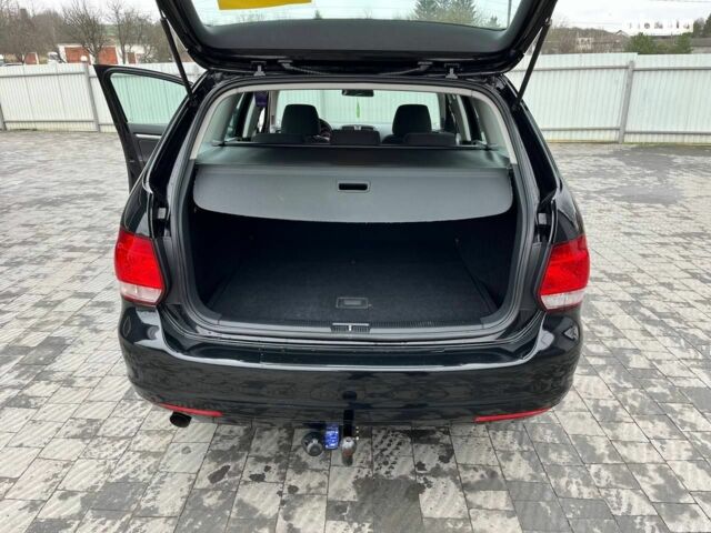 Черный Фольксваген Гольф, объемом двигателя 0 л и пробегом 217 тыс. км за 5500 $, фото 7 на Automoto.ua