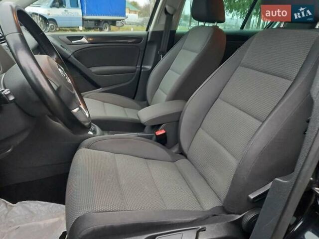 Чорний Фольксваген Гольф, об'ємом двигуна 1.4 л та пробігом 222 тис. км за 8800 $, фото 23 на Automoto.ua