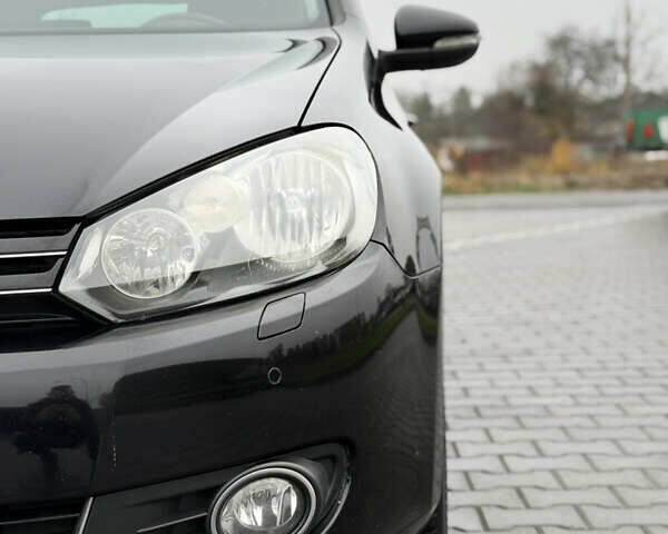 Черный Фольксваген Гольф, объемом двигателя 1.4 л и пробегом 227 тыс. км за 8500 $, фото 18 на Automoto.ua