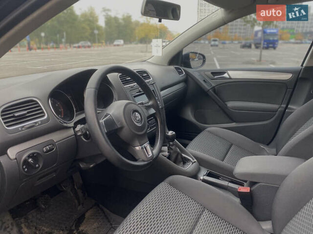 Фольксваген Гольф 2010 в Киеве на Automoto.ua Черный Фольксваген Гольф, объемом двигателя 1.4 л и пробегом 230 тыс. км за 6700 $, фото 10 на Automoto.ua