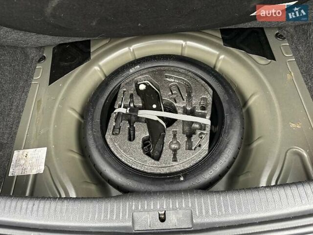 Черный Фольксваген Гольф, объемом двигателя 1.39 л и пробегом 187 тыс. км за 8199 $, фото 18 на Automoto.ua