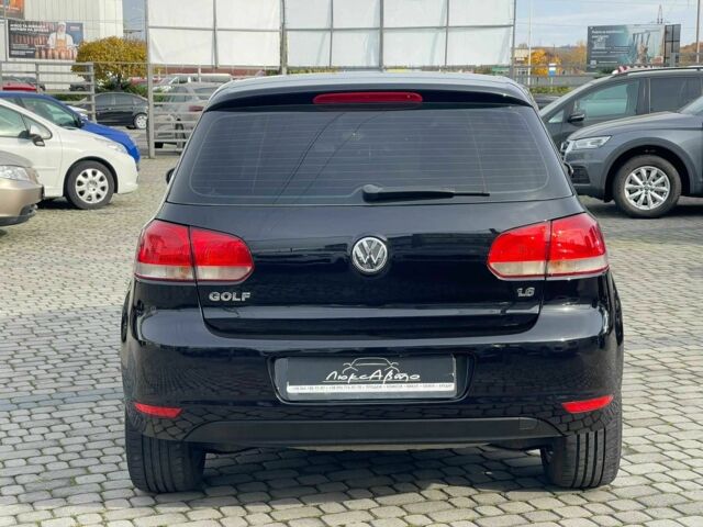 Черный Фольксваген Гольф, объемом двигателя 1.6 л и пробегом 196 тыс. км за 7950 $, фото 14 на Automoto.ua