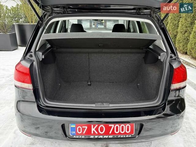 Чорний Фольксваген Гольф, об'ємом двигуна 1.39 л та пробігом 155 тис. км за 7400 $, фото 58 на Automoto.ua