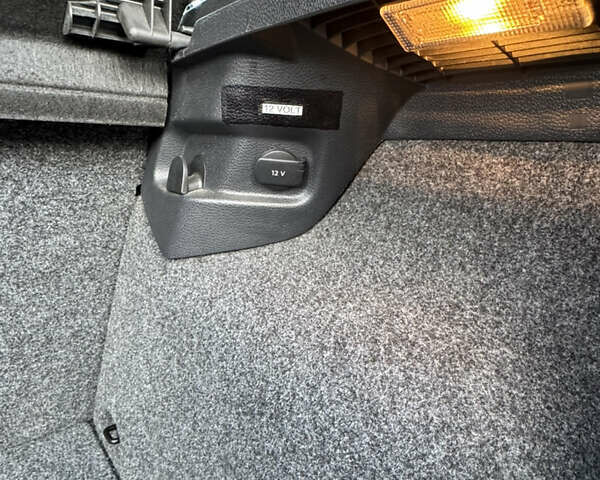 Чорний Фольксваген Гольф, об'ємом двигуна 1.4 л та пробігом 215 тис. км за 6190 $, фото 32 на Automoto.ua