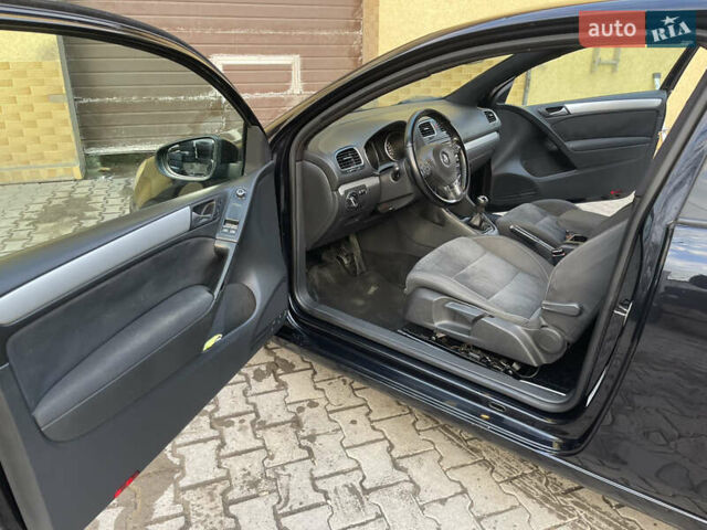 Чорний Фольксваген Гольф, об'ємом двигуна 1.6 л та пробігом 270 тис. км за 6850 $, фото 13 на Automoto.ua