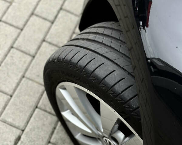 Черный Фольксваген Гольф, объемом двигателя 1.4 л и пробегом 197 тыс. км за 7999 $, фото 6 на Automoto.ua