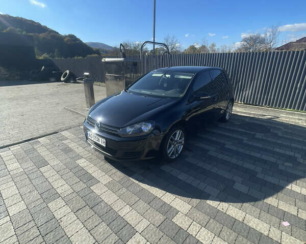 Черный Фольксваген Гольф, объемом двигателя 1.39 л и пробегом 172 тыс. км за 9700 $, фото 2 на Automoto.ua