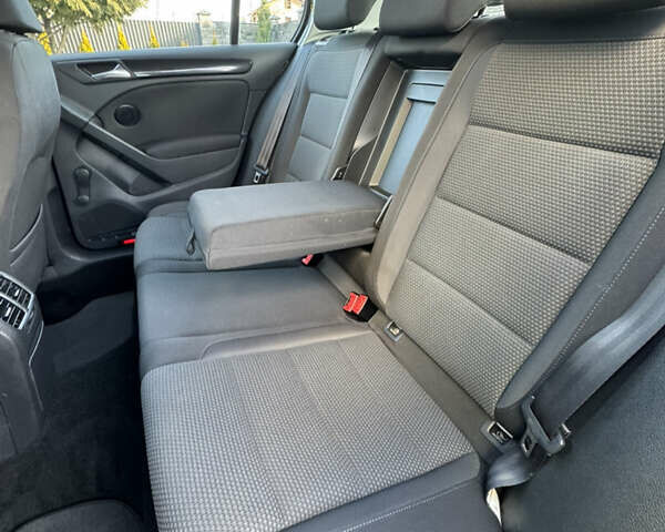 Чорний Фольксваген Гольф, об'ємом двигуна 1.4 л та пробігом 215 тис. км за 6190 $, фото 28 на Automoto.ua