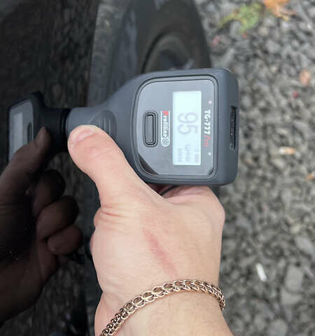 Черный Фольксваген Гольф, объемом двигателя 1.39 л и пробегом 242 тыс. км за 7999 $, фото 74 на Automoto.ua