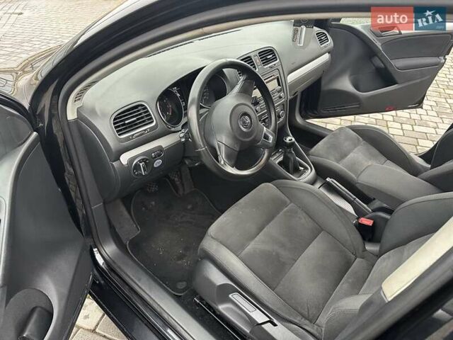 Черный Фольксваген Гольф, объемом двигателя 1.39 л и пробегом 187 тыс. км за 8199 $, фото 20 на Automoto.ua