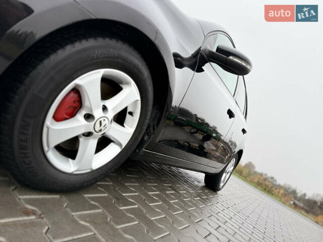 Черный Фольксваген Гольф, объемом двигателя 1.4 л и пробегом 227 тыс. км за 8500 $, фото 20 на Automoto.ua