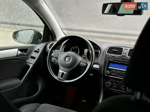 Черный Фольксваген Гольф, объемом двигателя 1.4 л и пробегом 197 тыс. км за 7999 $, фото 47 на Automoto.ua