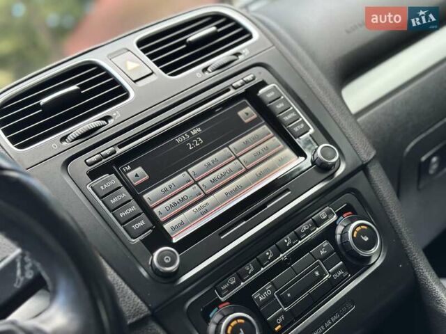 Черный Фольксваген Гольф, объемом двигателя 1.39 л и пробегом 199 тыс. км за 8750 $, фото 69 на Automoto.ua