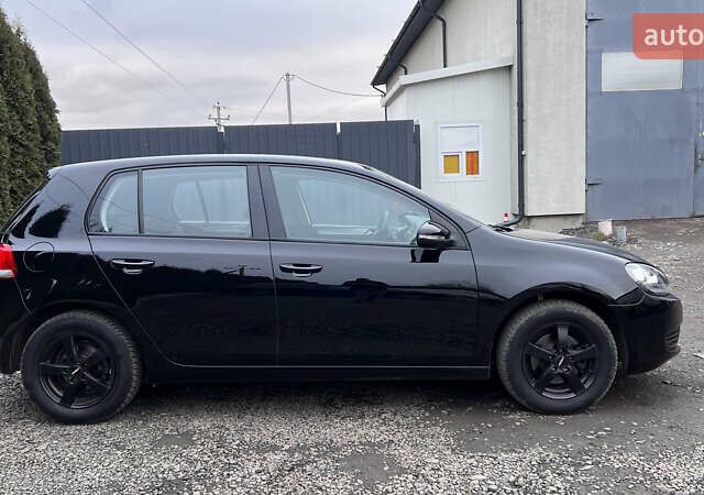 Черный Фольксваген Гольф, объемом двигателя 1.39 л и пробегом 242 тыс. км за 7999 $, фото 5 на Automoto.ua