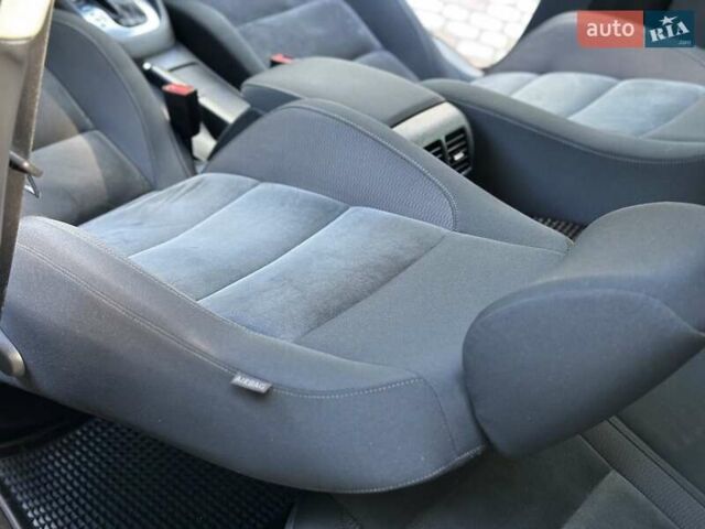 Чорний Фольксваген Гольф, об'ємом двигуна 1.39 л та пробігом 199 тис. км за 8750 $, фото 15 на Automoto.ua