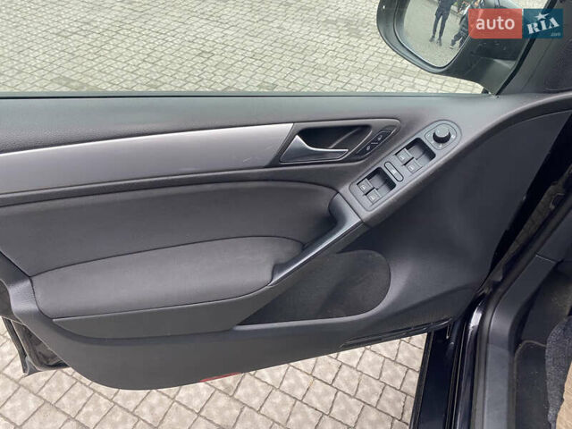 Чорний Фольксваген Гольф, об'ємом двигуна 1.4 л та пробігом 237 тис. км за 7200 $, фото 3 на Automoto.ua