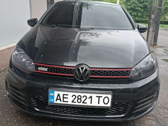 Черный Фольксваген Гольф, объемом двигателя 1.2 л и пробегом 210 тыс. км за 4500 $, фото 1 на Automoto.ua