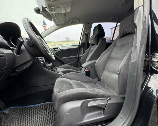 Черный Фольксваген Гольф, объемом двигателя 1.39 л и пробегом 279 тыс. км за 6800 $, фото 18 на Automoto.ua