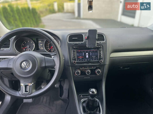 Черный Фольксваген Гольф, объемом двигателя 1.39 л и пробегом 186 тыс. км за 7900 $, фото 35 на Automoto.ua