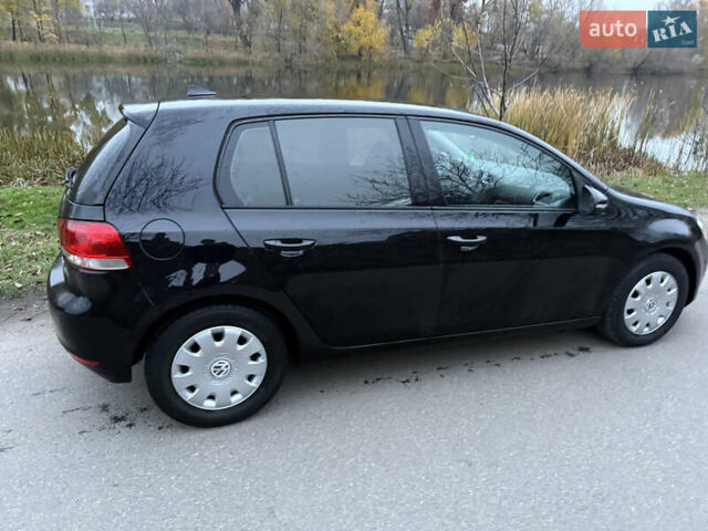 Черный Фольксваген Гольф, объемом двигателя 1.4 л и пробегом 229 тыс. км за 8300 $, фото 6 на Automoto.ua