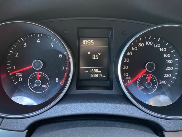 Черный Фольксваген Гольф, объемом двигателя 1.4 л и пробегом 189 тыс. км за 7700 $, фото 5 на Automoto.ua