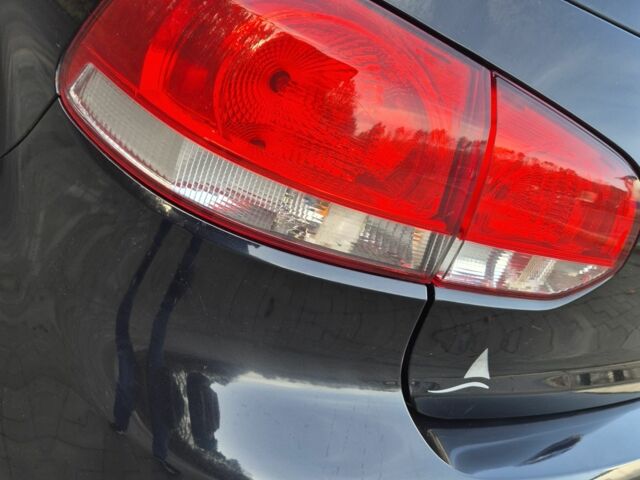 Черный Фольксваген Гольф, объемом двигателя 1.4 л и пробегом 236 тыс. км за 6400 $, фото 13 на Automoto.ua