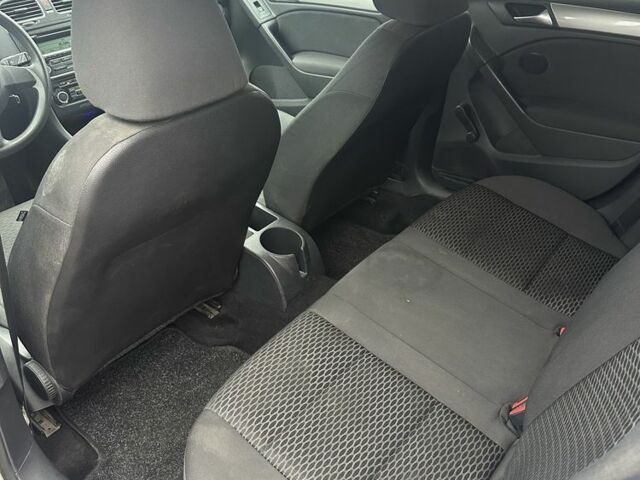 Чорний Фольксваген Гольф, об'ємом двигуна 2 л та пробігом 216 тис. км за 3500 $, фото 7 на Automoto.ua