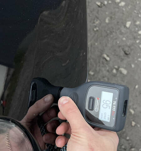 Черный Фольксваген Гольф, объемом двигателя 1.39 л и пробегом 242 тыс. км за 7999 $, фото 82 на Automoto.ua