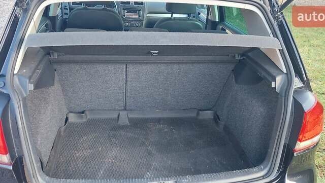 Черный Фольксваген Гольф, объемом двигателя 1.6 л и пробегом 191 тыс. км за 7650 $, фото 11 на Automoto.ua