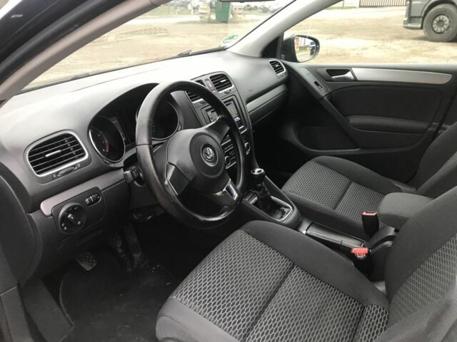 Чорний Фольксваген Гольф, об'ємом двигуна 1.6 л та пробігом 232 тис. км за 8200 $, фото 9 на Automoto.ua