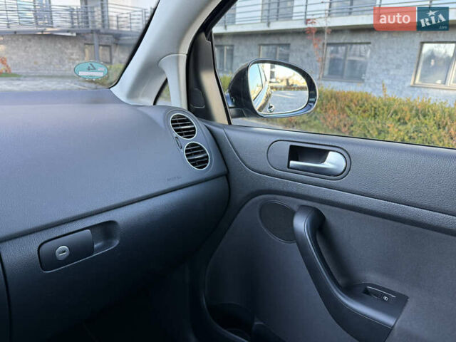Чорний Фольксваген Гольф, об'ємом двигуна 1.4 л та пробігом 168 тис. км за 9100 $, фото 20 на Automoto.ua