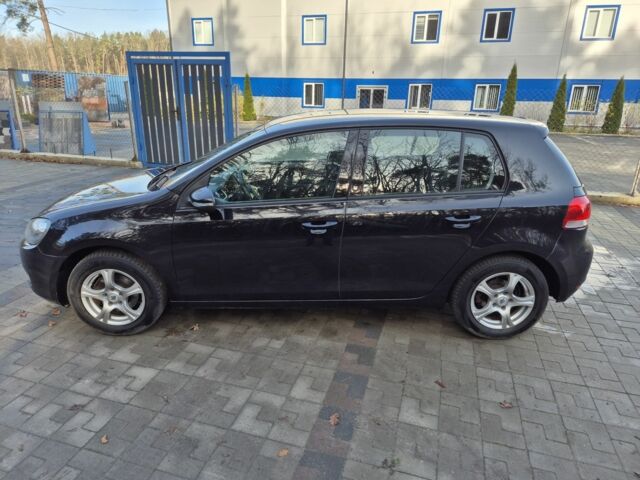 Черный Фольксваген Гольф, объемом двигателя 1.4 л и пробегом 236 тыс. км за 6400 $, фото 7 на Automoto.ua