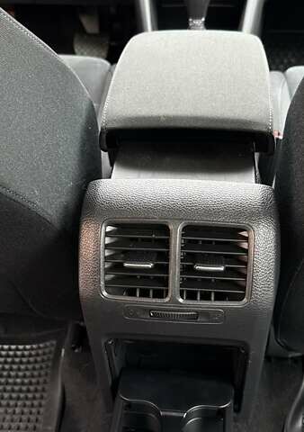 Черный Фольксваген Гольф, объемом двигателя 1.39 л и пробегом 203 тыс. км за 8900 $, фото 37 на Automoto.ua