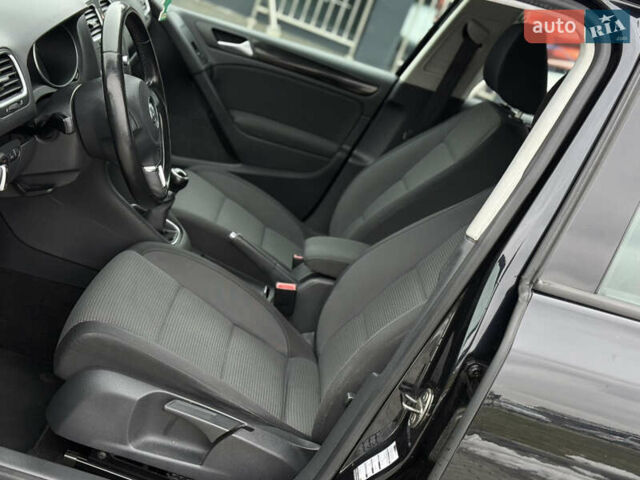 Чорний Фольксваген Гольф, об'ємом двигуна 1.4 л та пробігом 215 тис. км за 6850 $, фото 37 на Automoto.ua