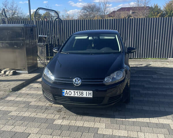 Черный Фольксваген Гольф, объемом двигателя 1.39 л и пробегом 172 тыс. км за 9700 $, фото 10 на Automoto.ua