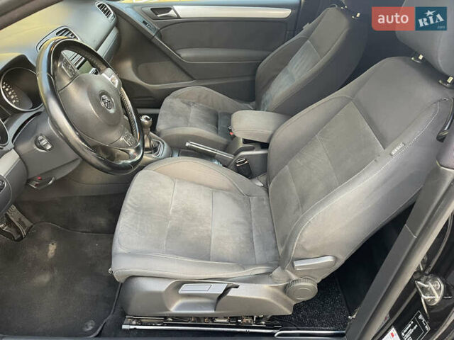 Чорний Фольксваген Гольф, об'ємом двигуна 1.6 л та пробігом 270 тис. км за 6850 $, фото 17 на Automoto.ua