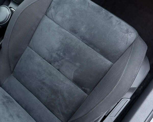 Черный Фольксваген Гольф, объемом двигателя 1.4 л и пробегом 227 тыс. км за 8500 $, фото 84 на Automoto.ua