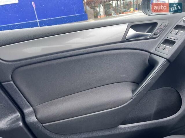 Чорний Фольксваген Гольф, об'ємом двигуна 1.6 л та пробігом 138 тис. км за 7999 $, фото 109 на Automoto.ua