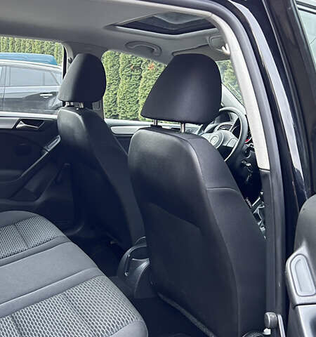 Черный Фольксваген Гольф, объемом двигателя 1.39 л и пробегом 242 тыс. км за 7999 $, фото 38 на Automoto.ua